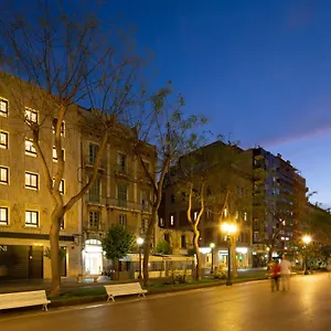Tgna Rambla 68 Apartament